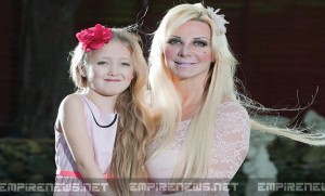 mother pays for 10-year-old girl to receive breast implants