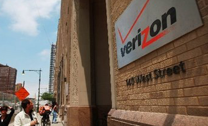FCC Gives OK For AT&T Purchase Of Verizon Wireless